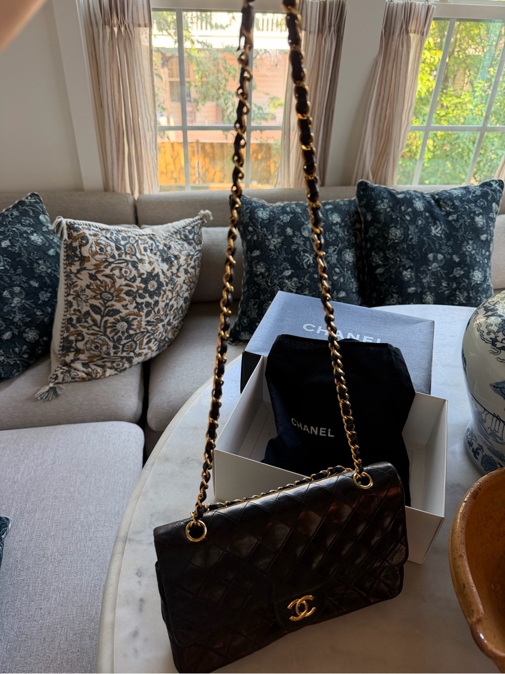 Authentic CHANEL Quilted Lambskin Shoulder Bag in Black with Gold Hardware - Picture 5 of 7